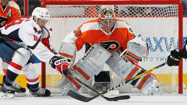 michal-neuvirth-flyers-game-4-hero-capitals-960.jpg